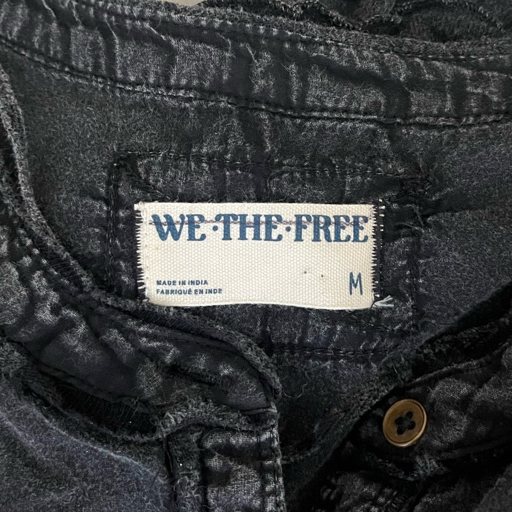 {Free People We The Free} Sofia Henley Short Sleeve Top in Washed Black - Medium - Picture 8 of 9
